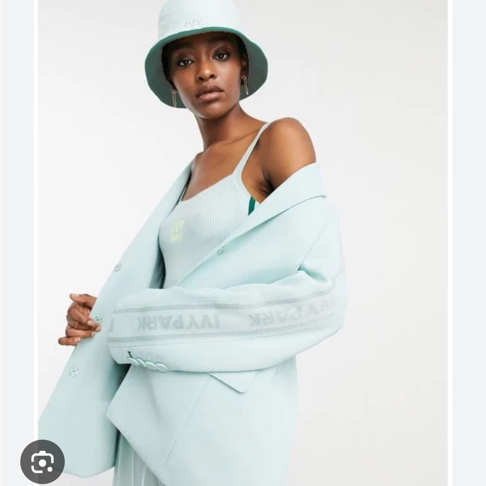 Ivy Park Adidas Blazer (S) - Picture 4 of 12
